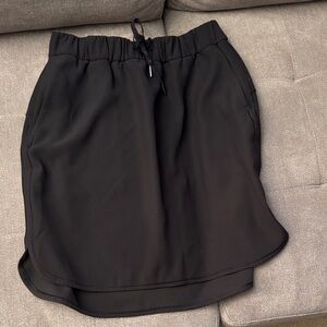 Lululemon athleisure  Black Drawstring Skirt